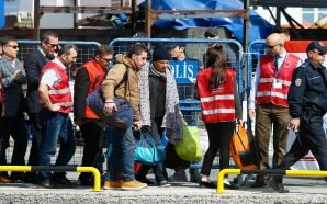 الخارجية الألمانية تحذر من خطورة ترحيل اللاجئين السوريين حاليا إلى…