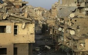 غارات روسية على دير الزور وداعش والنظام يعتقلون المئات من…