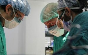 منير حكيمي: جراح ضحايا مانشستر شبيهة بجراح الضحايا الذين عالجتهم…