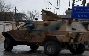 الجيش التركي يرسل المزيد من التعزيزات إلى الحدود السورية