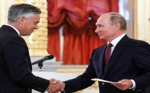 جون هانتسمان يعلن أن هدفه الرئيسي هو إعادة الثقة بين…