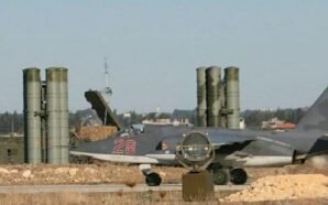 المضادات الروسية تسقط طائرات مسيرة مجهولة اقتربت من قاعدة حميميم