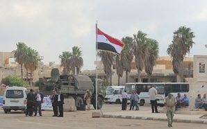 حكومة عماد خميس تعلن فتح معبر نصيب والحكومة الأردنية تنفي