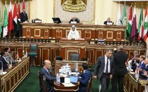 البرلمان العربي يدعو جامعة الدول العربية لإعادة تفعيل مقعد سوريا