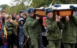 وزارة الدفاع الروسية تكشف عن مقتل ثلاثة من جنودها في…