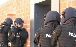 الشرطة الإسبانية تعتقل عشرة مواطنين بتهمة تمويل تنظيم القاعدة في…