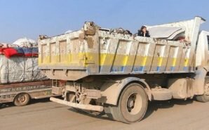 موجة نزوح غير مسبوقة من معرة النعمان مع تصاعد القصف…