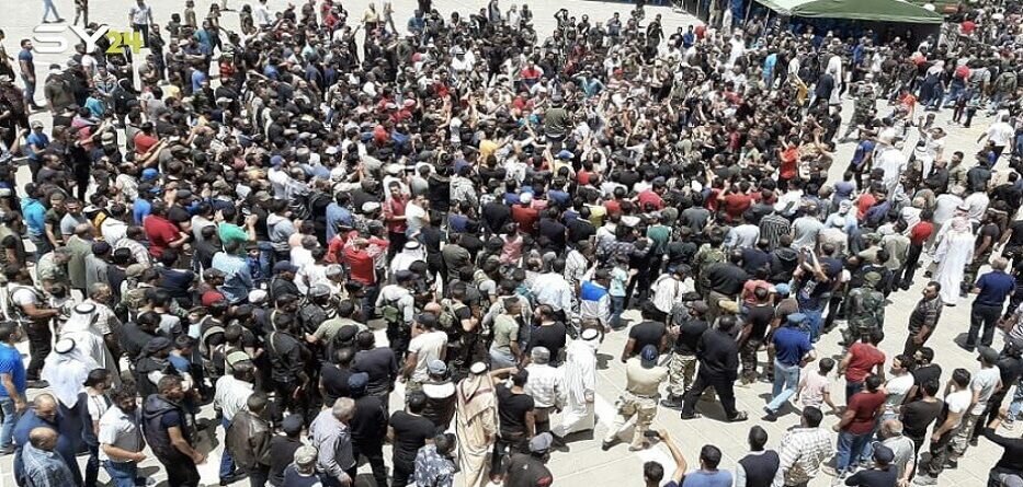 مظاهرة حاشدة ضد النظام في مدينة بصرى الشام - 21 حزيران 2020